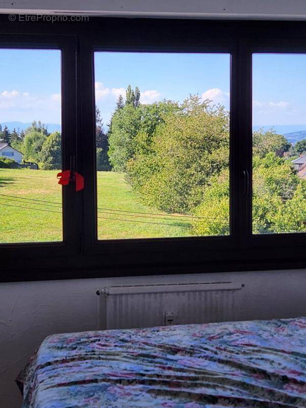 Appartement à LA ROCHE-SUR-FORON