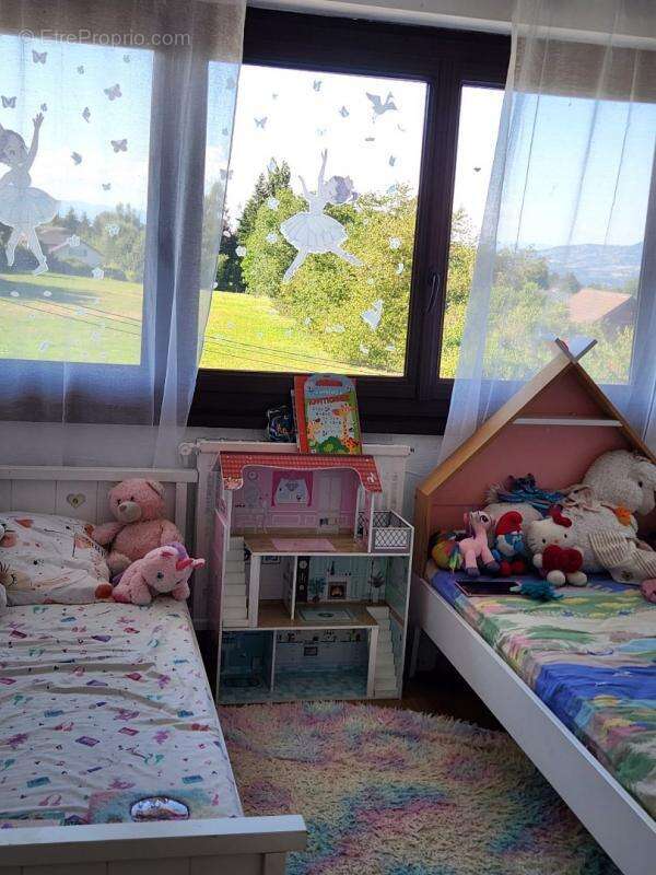 Appartement à LA ROCHE-SUR-FORON