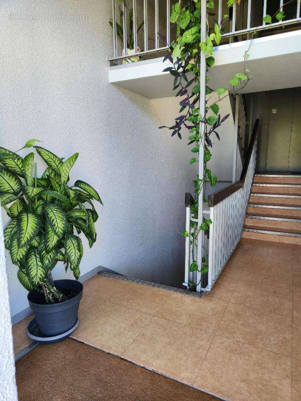 Appartement à LA ROCHE-SUR-FORON