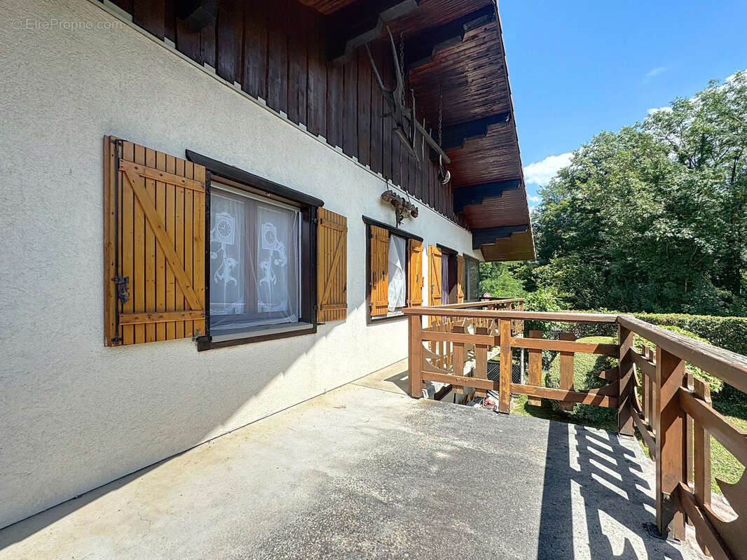 Maison à LA ROCHETTE