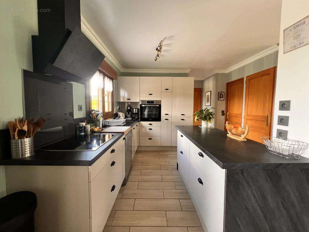 Maison à ROCQUEMONT