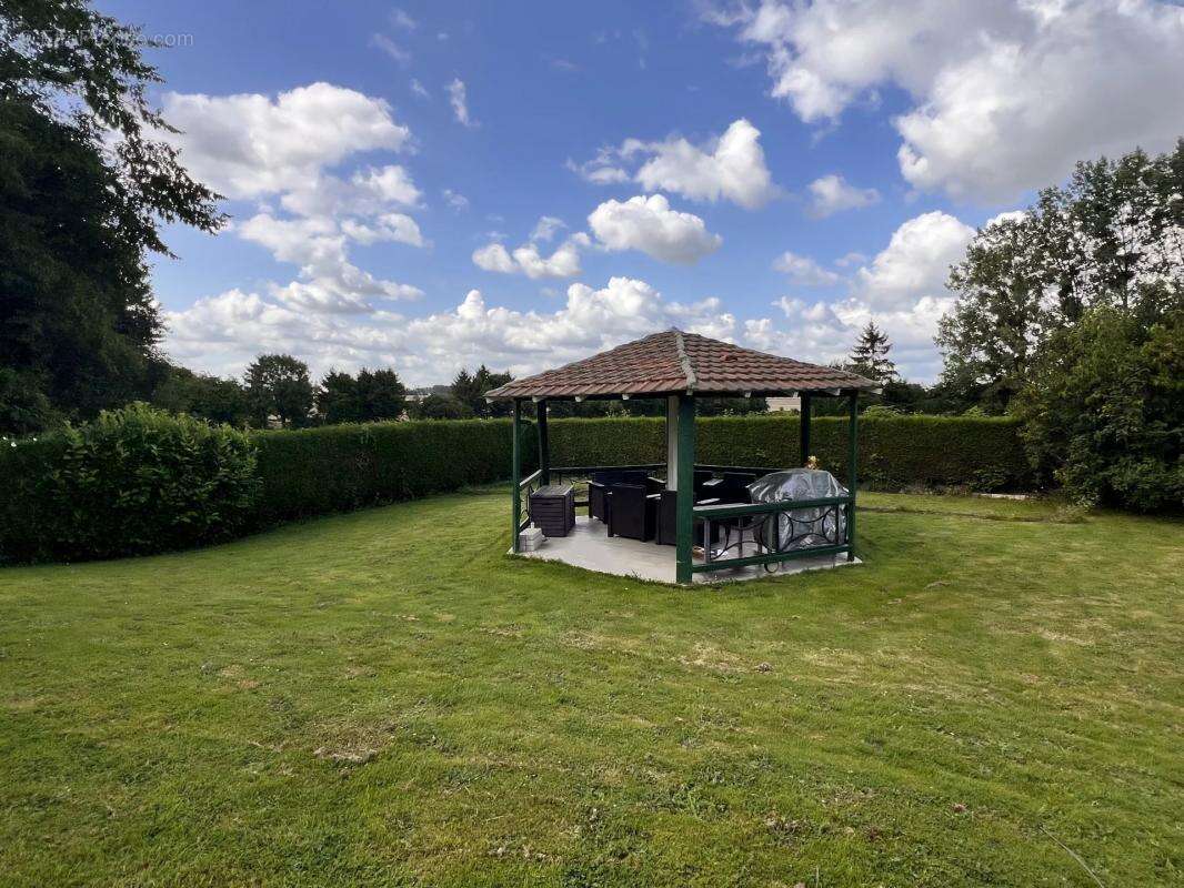 Maison à ROCQUEMONT