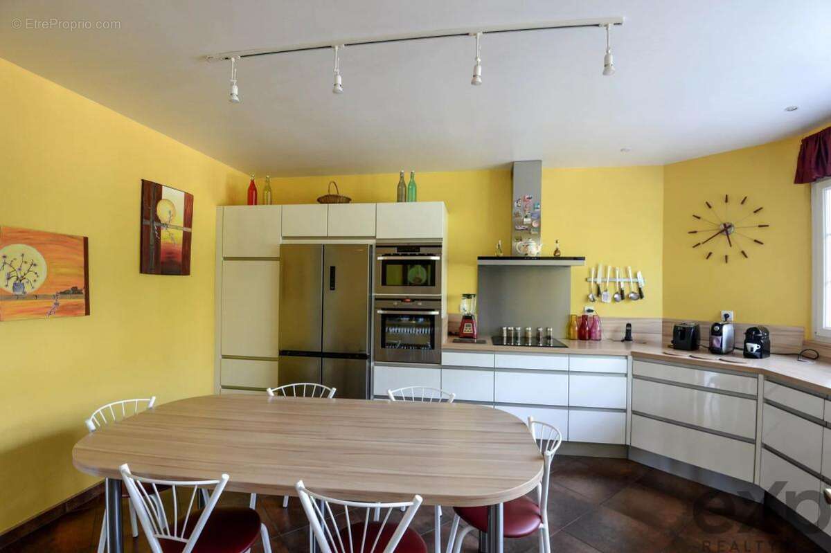 Maison à BOISSISE-LE-ROI