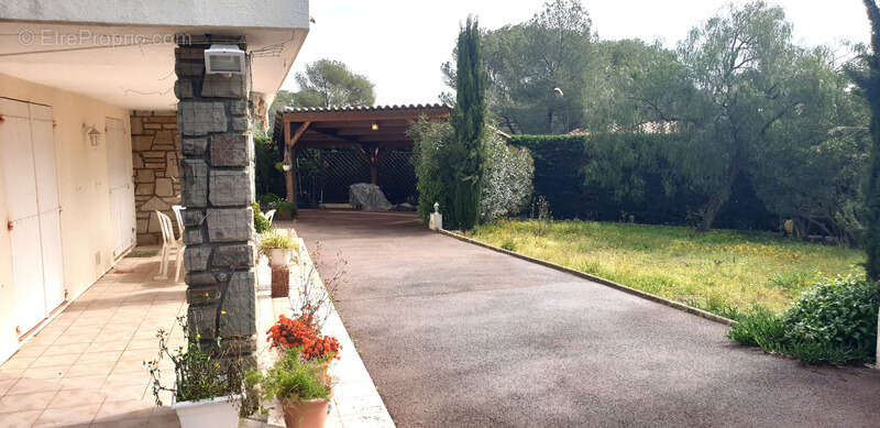 Maison à SAINT-RAPHAEL