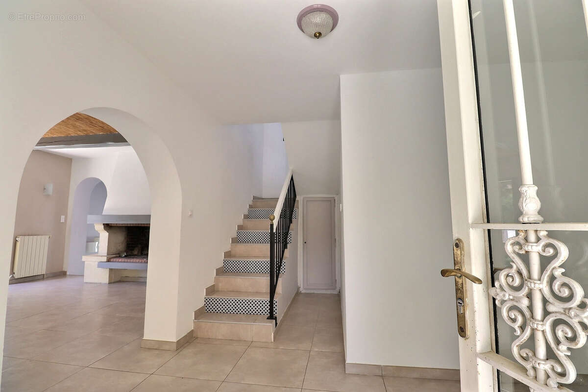 Maison à PRADES-LE-LEZ