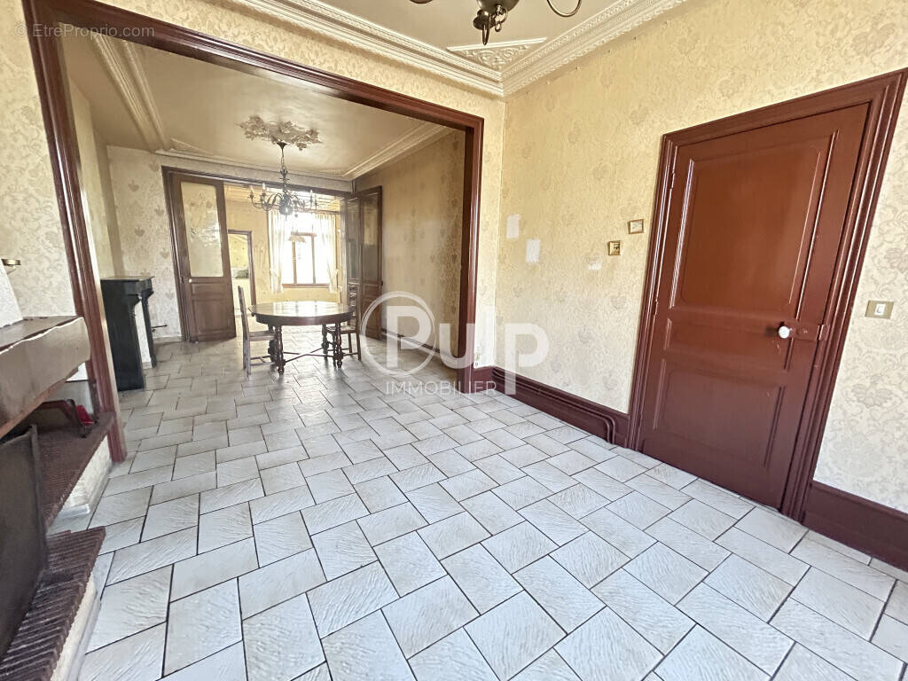 Maison à BILLY-MONTIGNY