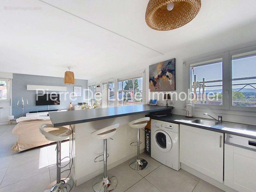 Appartement à LYON-5E