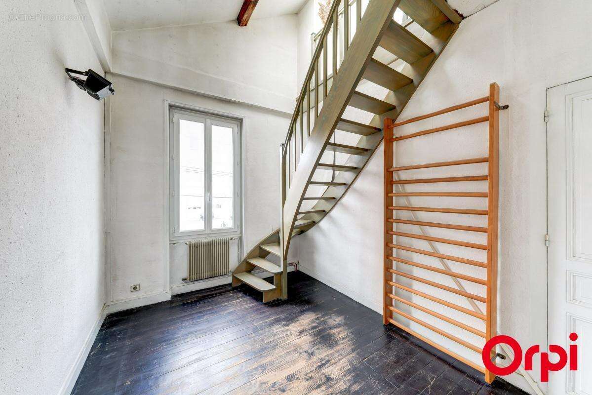 Maison à CALUIRE-ET-CUIRE