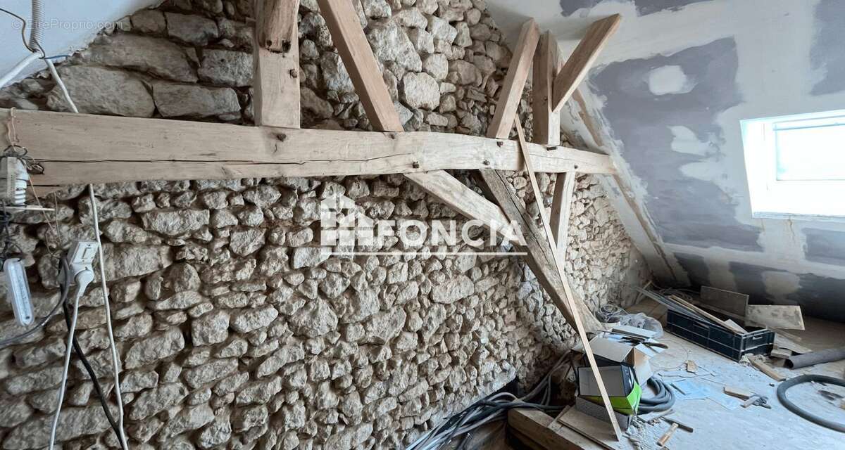 Maison à LE BREIL-SUR-MERIZE