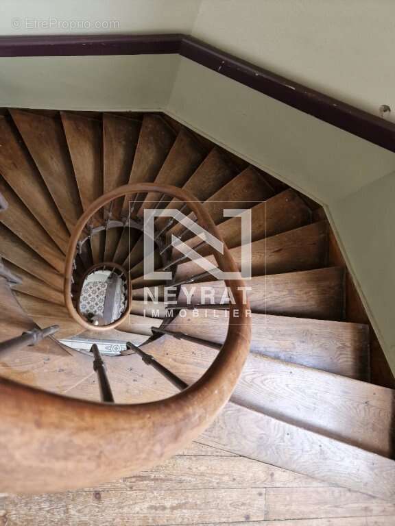 Appartement à CHAROLLES