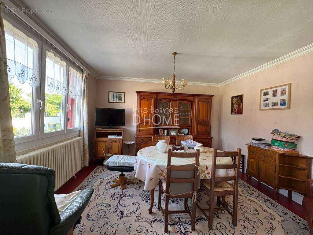 Maison à LA FERTE-GAUCHER