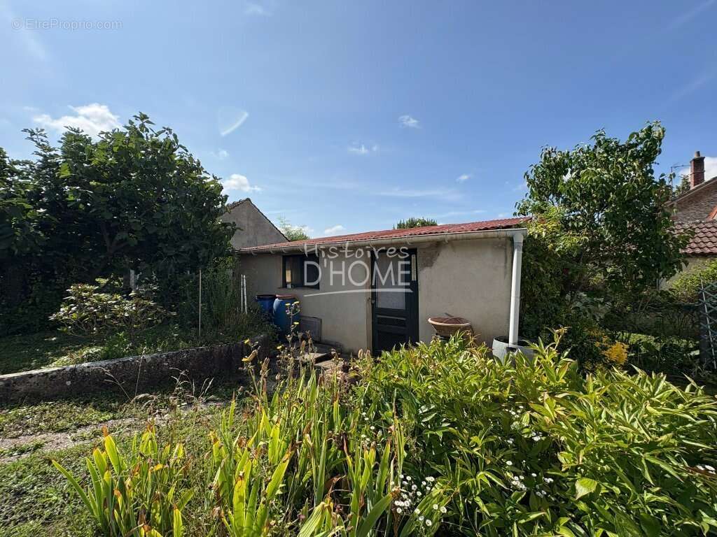 Maison à LA FERTE-GAUCHER