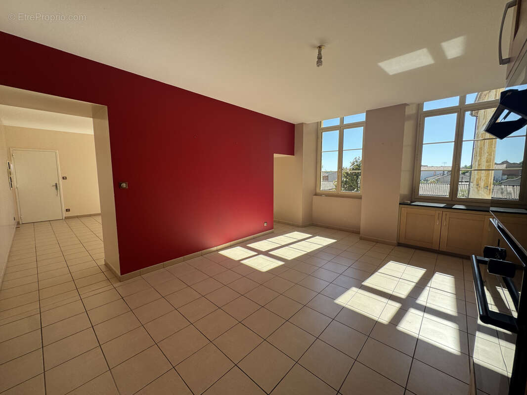 Appartement à MONSEMPRON-LIBOS