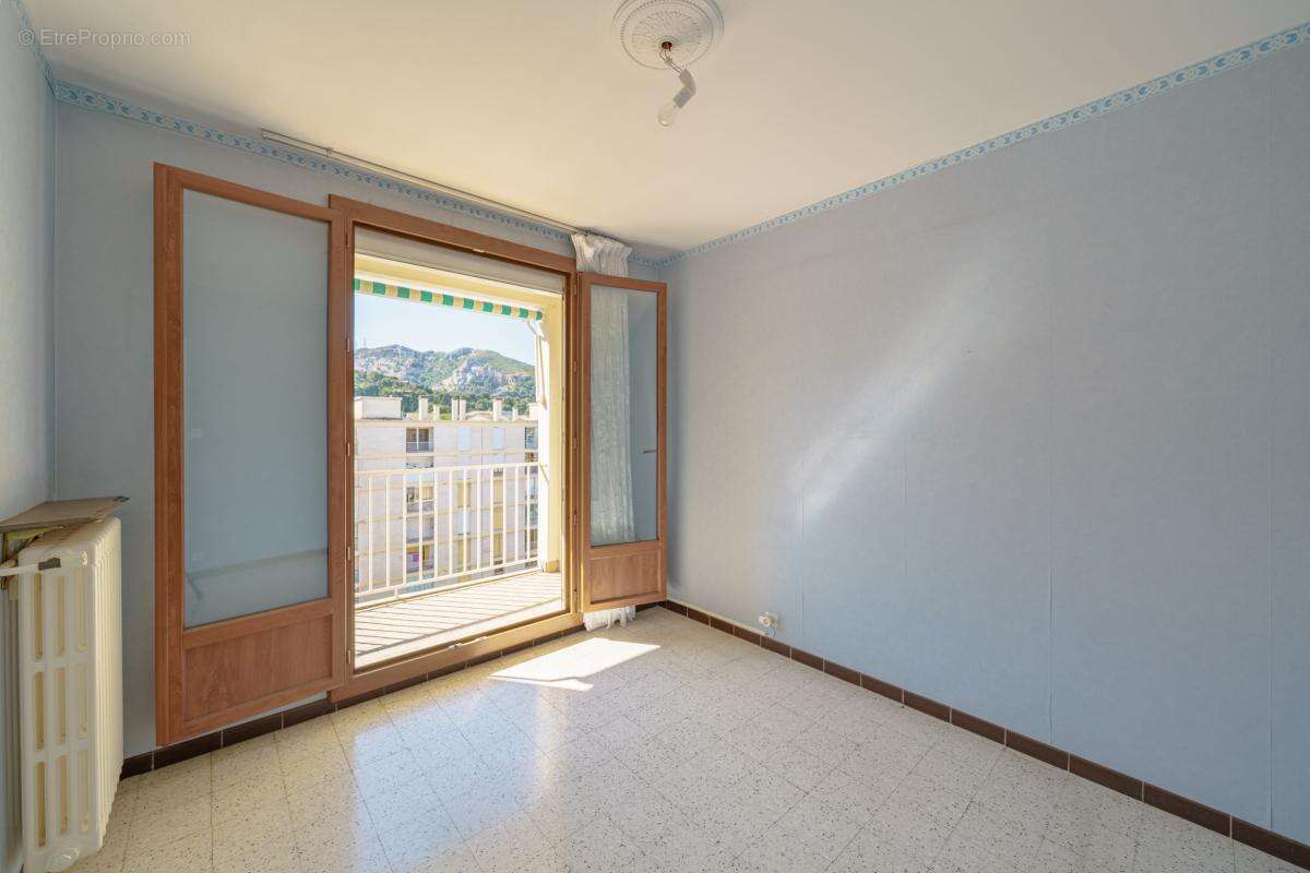 Appartement à MARSEILLE-10E