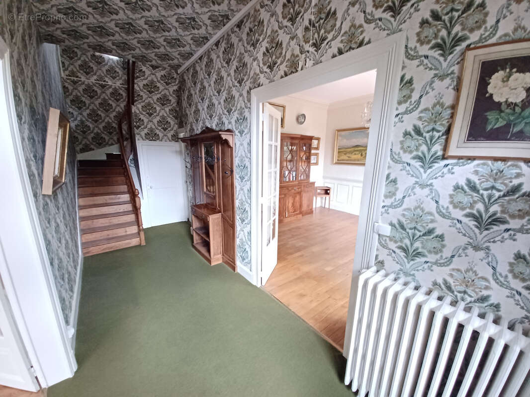 Maison à SANCERGUES