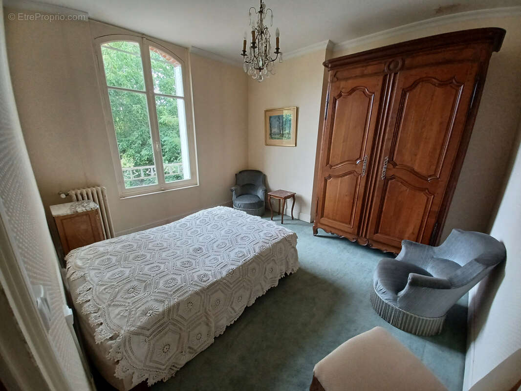 Maison à SANCERGUES