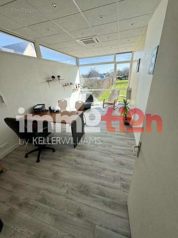 Commerce à FEUQUIERES-EN-VIMEU