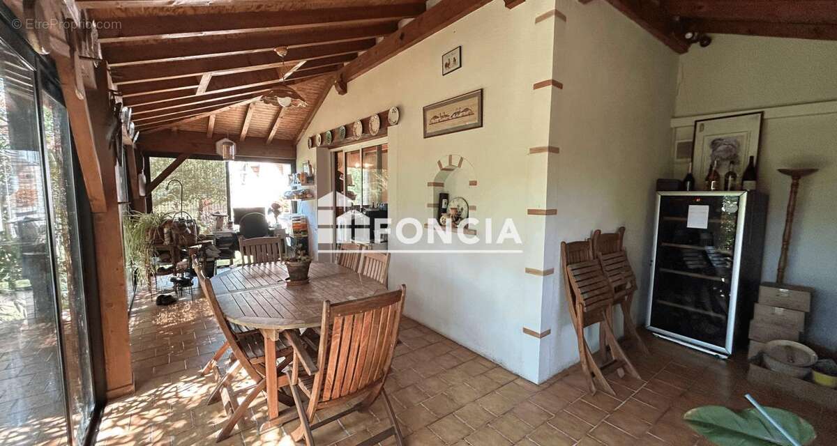 Maison à MONTBARTIER