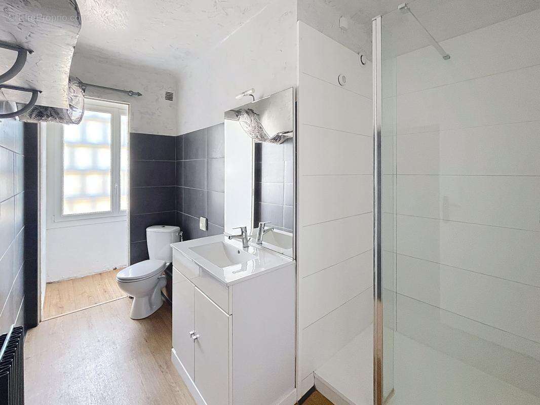 Appartement à FREJUS