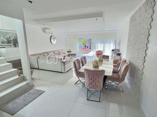 Maison à DEUIL-LA-BARRE