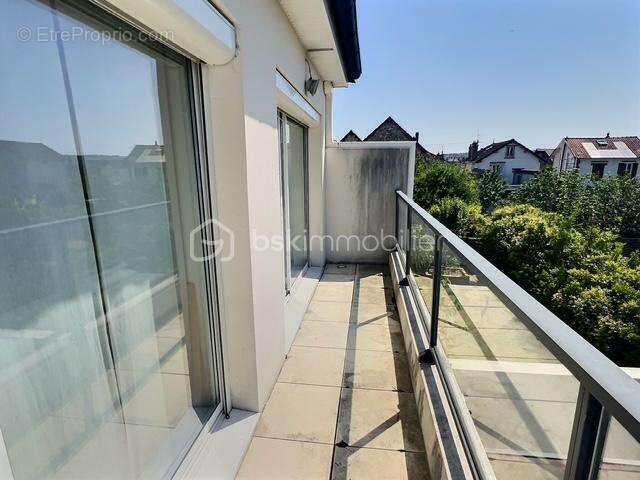 Maison à DEUIL-LA-BARRE