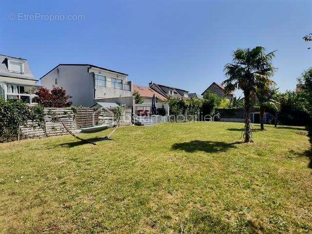 Maison à DEUIL-LA-BARRE