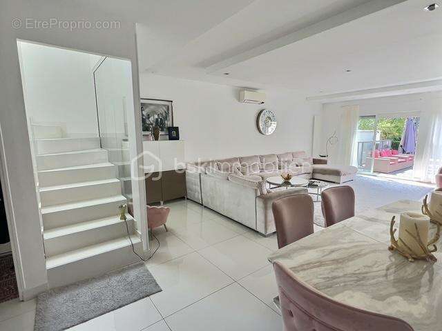 Maison à DEUIL-LA-BARRE