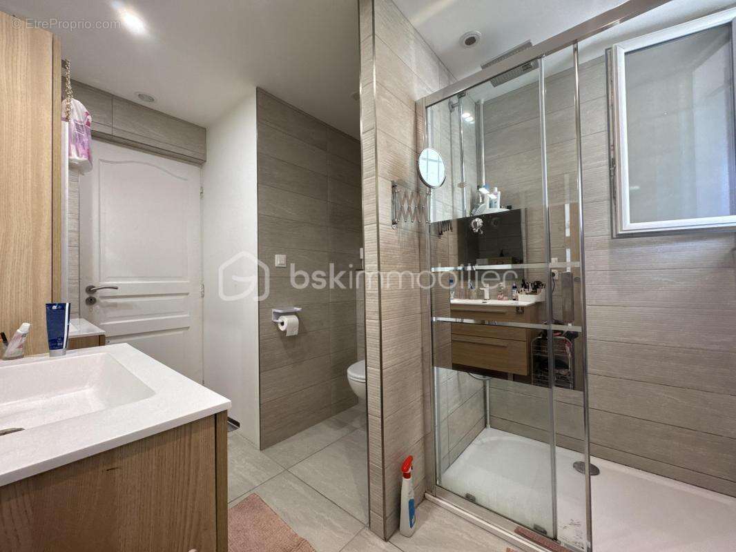 Maison à ECHIROLLES