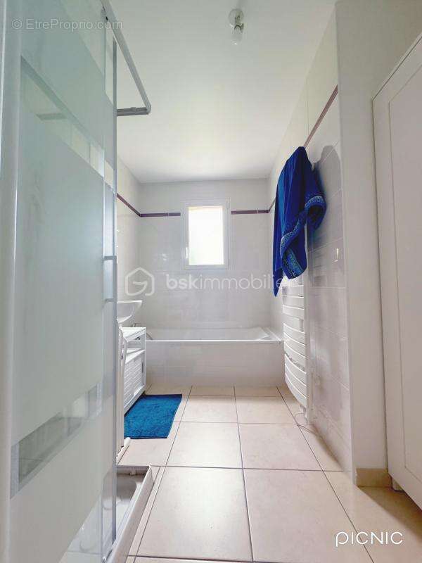 Maison à GLOS-LA-FERRIERE