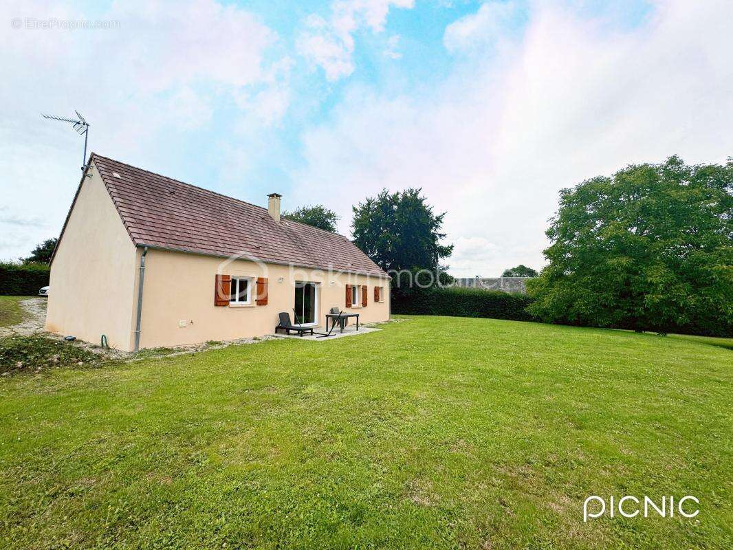 Maison à GLOS-LA-FERRIERE