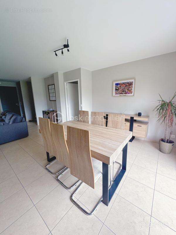 Maison à GLOS-LA-FERRIERE