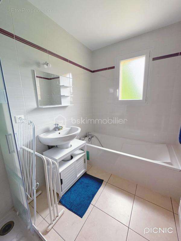 Maison à GLOS-LA-FERRIERE