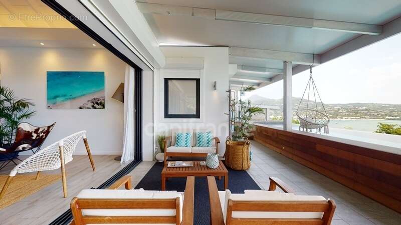 Maison à CAPESTERRE-BELLE-EAU