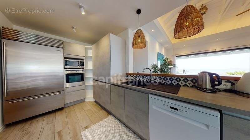 Maison à CAPESTERRE-BELLE-EAU