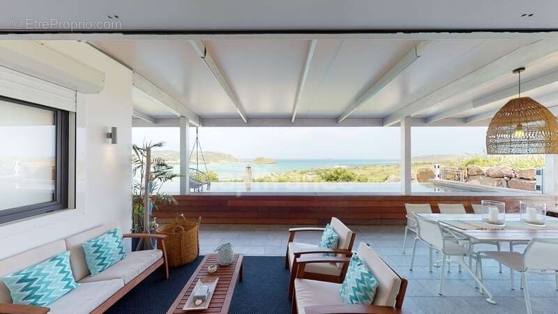 Maison à CAPESTERRE-BELLE-EAU