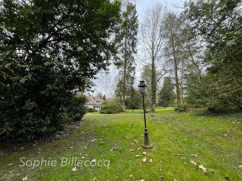 Maison à TALMONTIERS