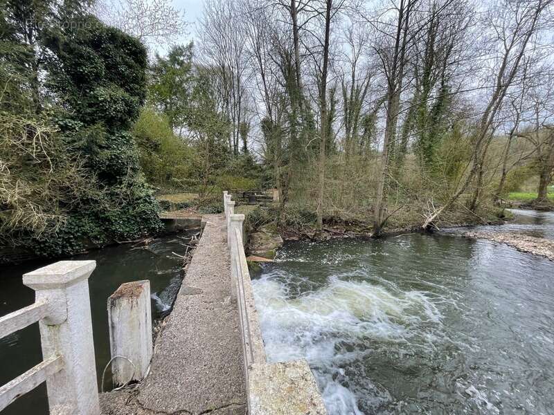 Maison à TALMONTIERS