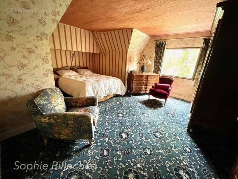 Maison à TALMONTIERS