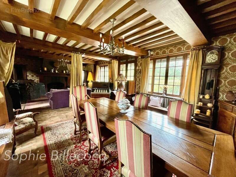 Maison à TALMONTIERS