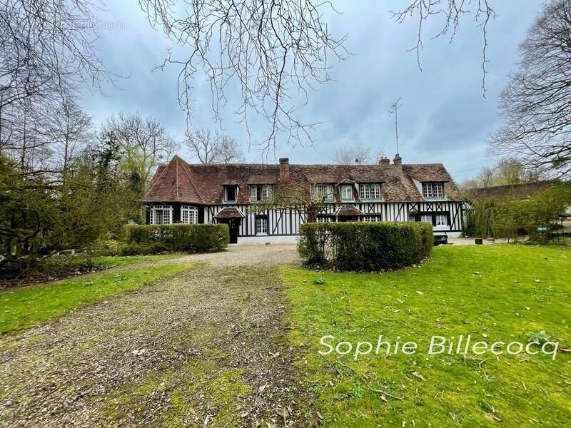 Maison à TALMONTIERS