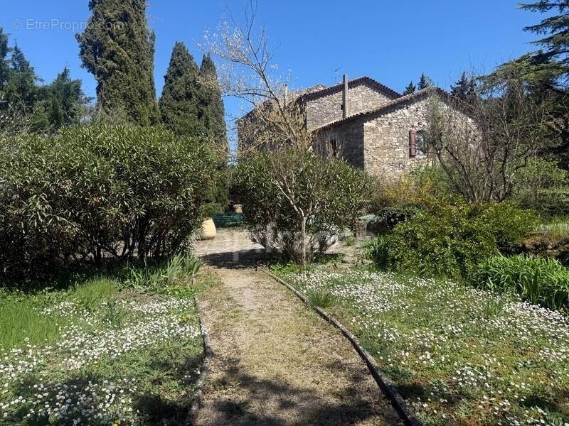 Maison à GENERARGUES