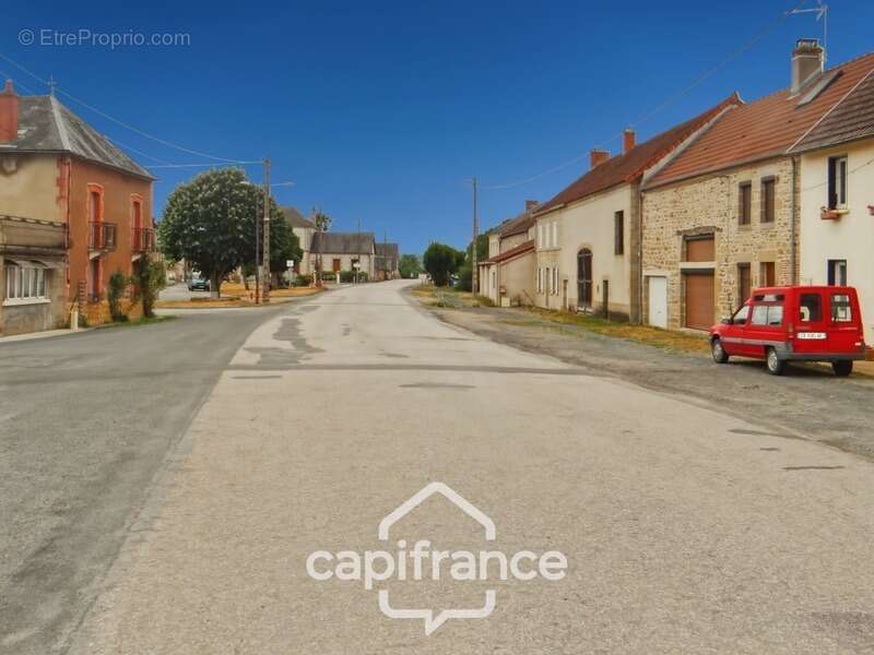 Maison à FONTANIERES