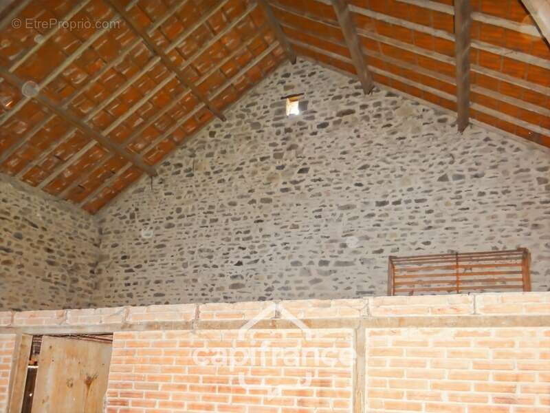 Maison à FONTANIERES