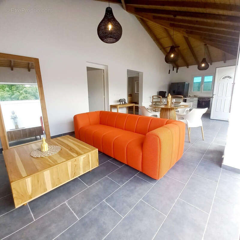 Maison à SAINTE-ANNE