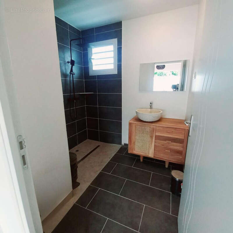 Maison à SAINTE-ANNE