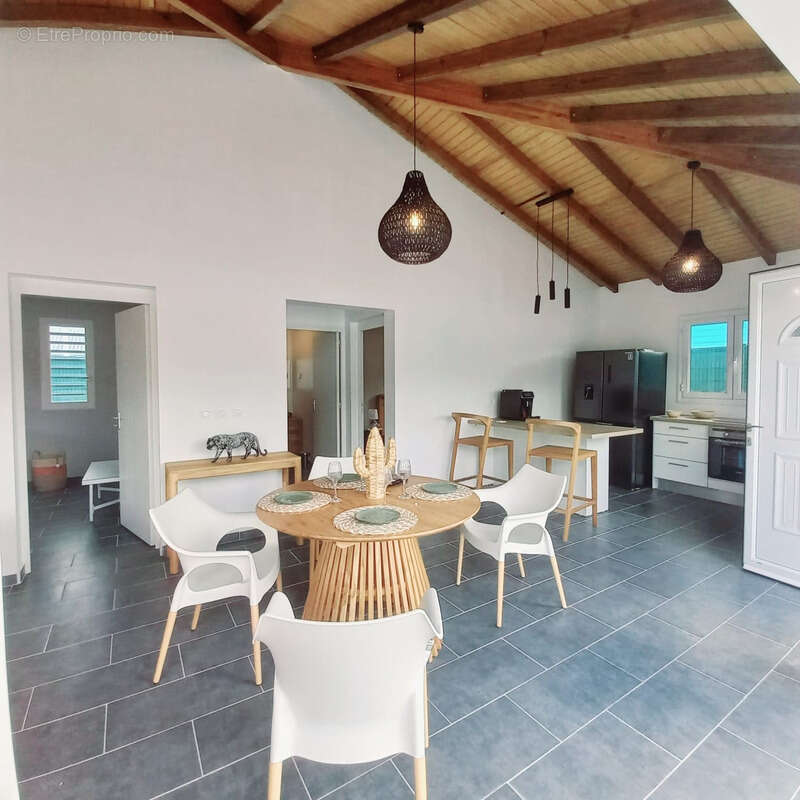 Maison à SAINTE-ANNE