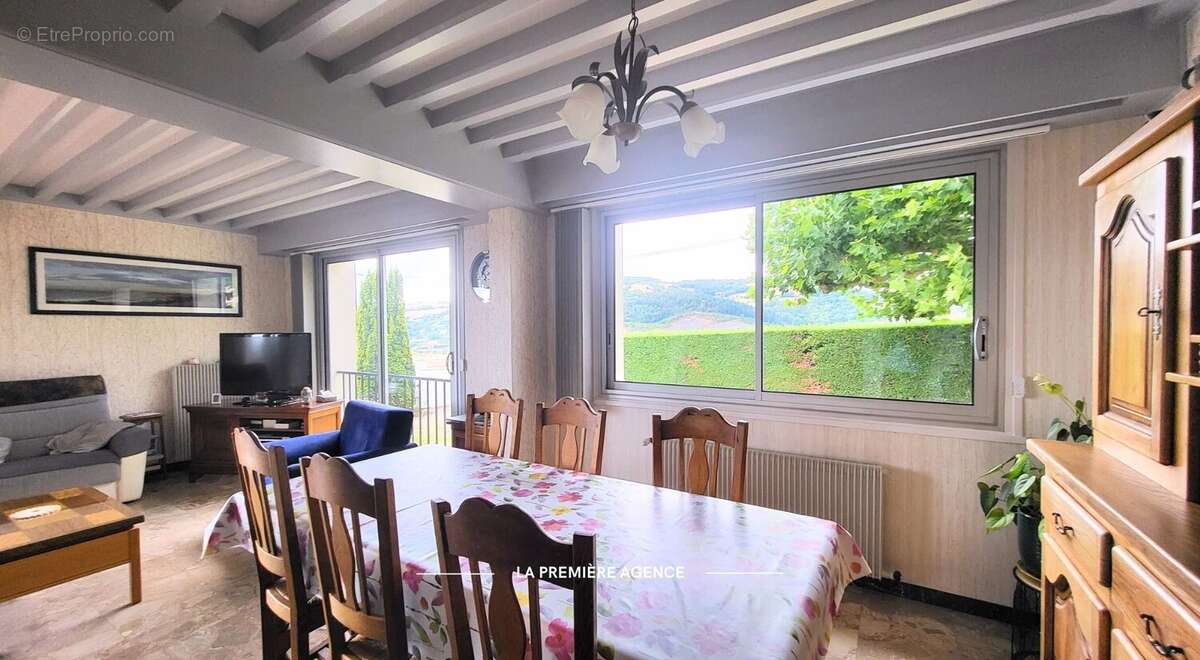 Maison à PONTCHARRA-SUR-TURDINE