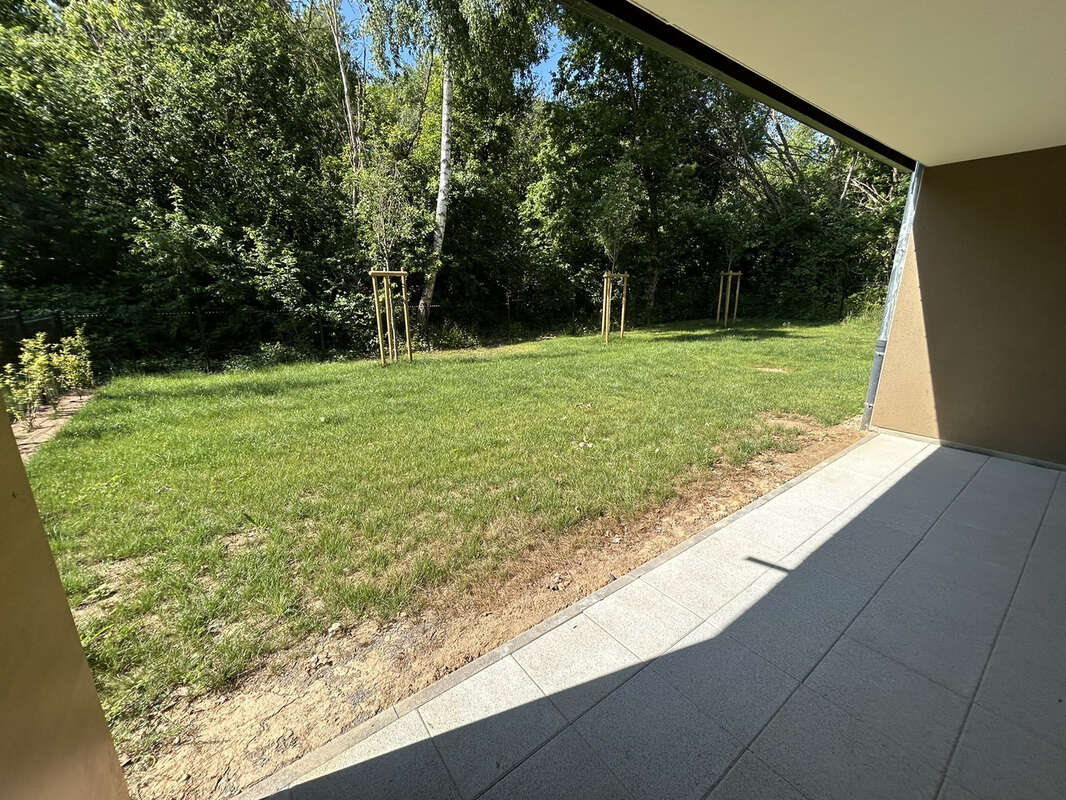 Appartement à NORROY-LE-VENEUR