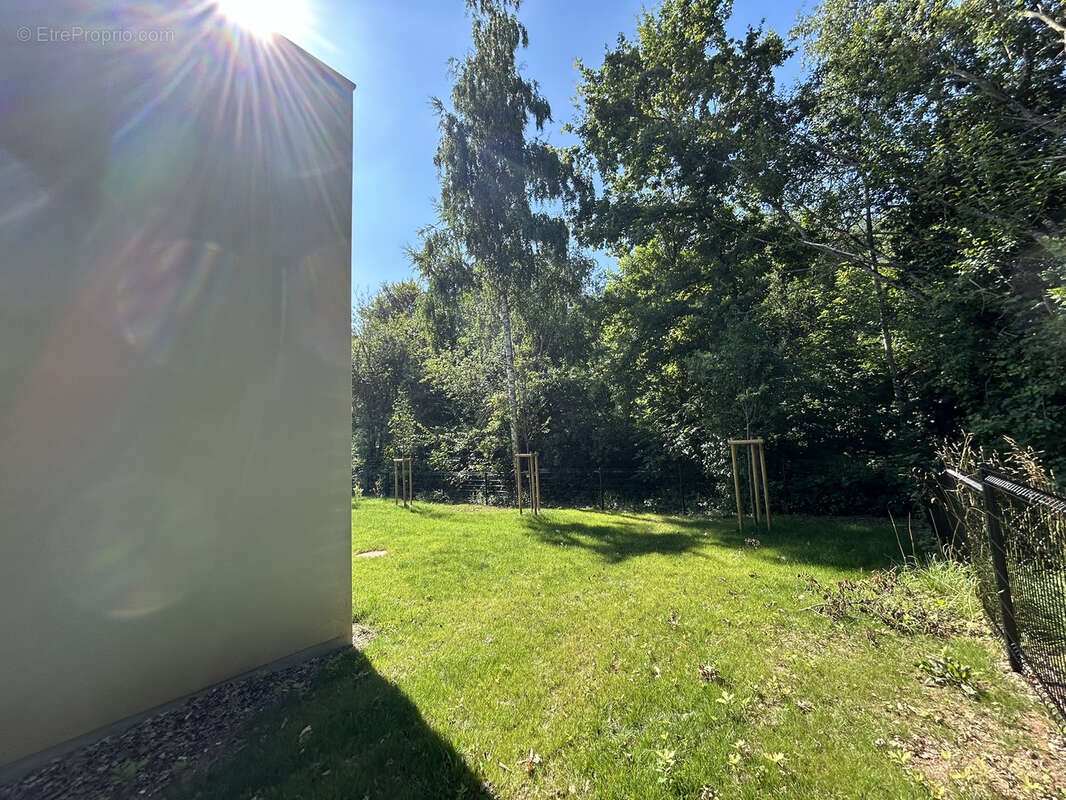 Appartement à NORROY-LE-VENEUR