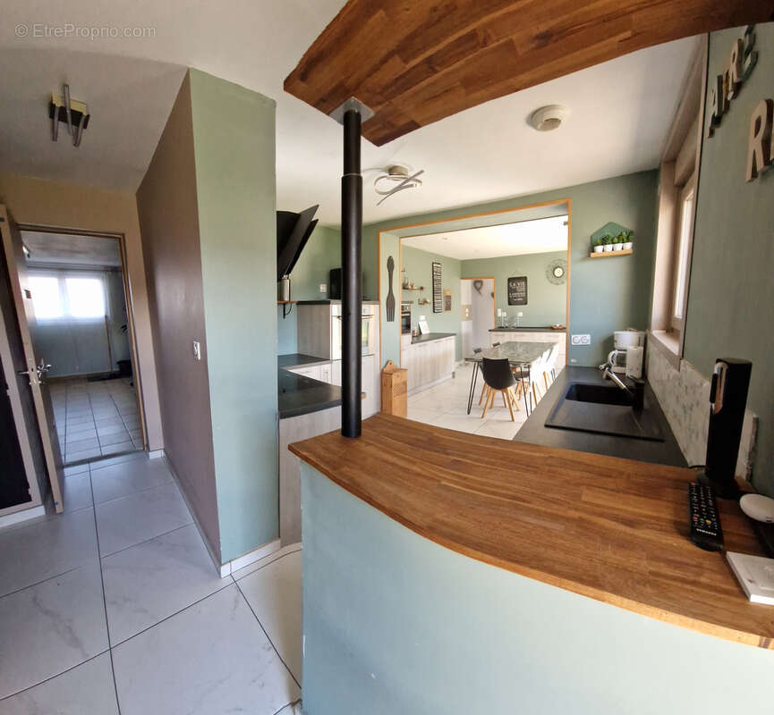 Maison à SAILLY-LABOURSE